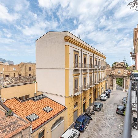 Stylish Apartment Near Piazza Magione By Wonderful Italy Palermo Exteriör bild